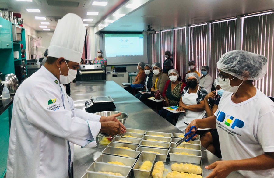 ESCOLA MÓVEL: Idep está com inscrições abertas para cursos de Panificação e Confeitaria