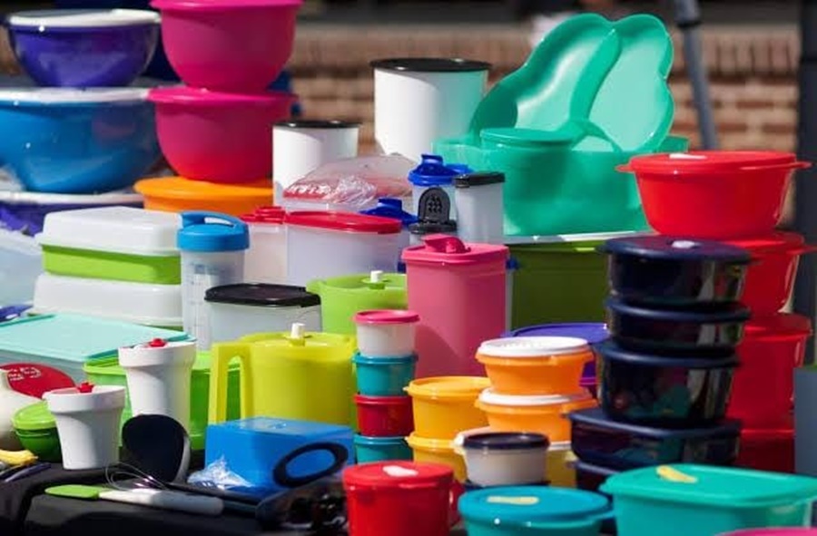 PERFUMADOS: Criminosos furtam 100  perfumes da O Boticário e 30 vasilhas da Tupperware