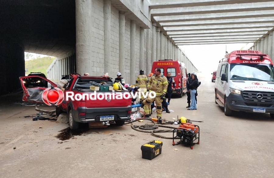 URGENTE: Morre motorista de Strada após grave batida em viaduto