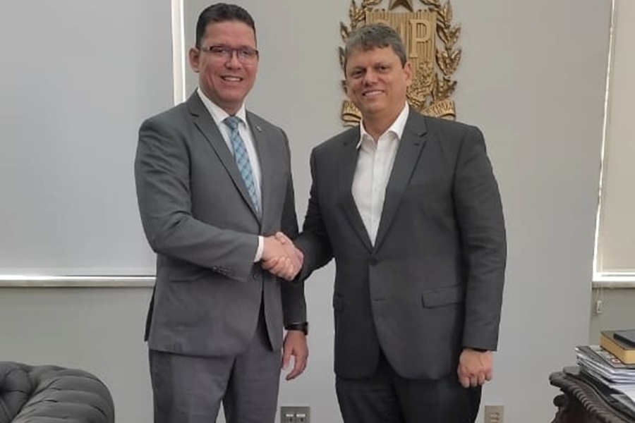 REUNIÃO: Marcos Rocha e Governador Tarcísio discutem construção de novo hospital em RO 