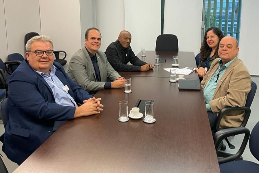 ALAN QUEIROZ: Deputado realiza tratativas para a implantação do curso de Medicina em RO