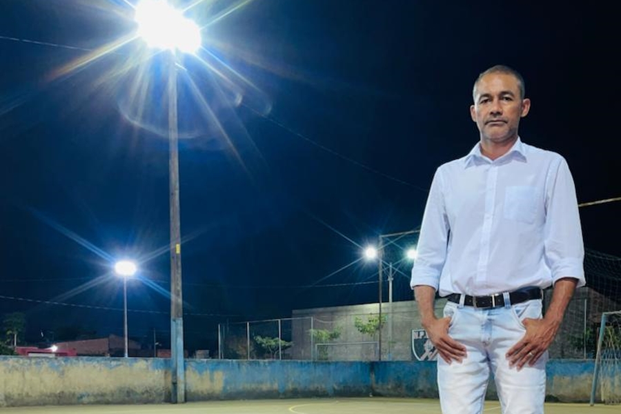 ENFERMEIRO RONEUDO: Praça Parque Ceará ganha nova iluminação