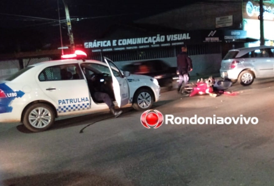 DE FRENTE: Mulher de 27 anos fica lesionada em batida frontal entre moto e carro