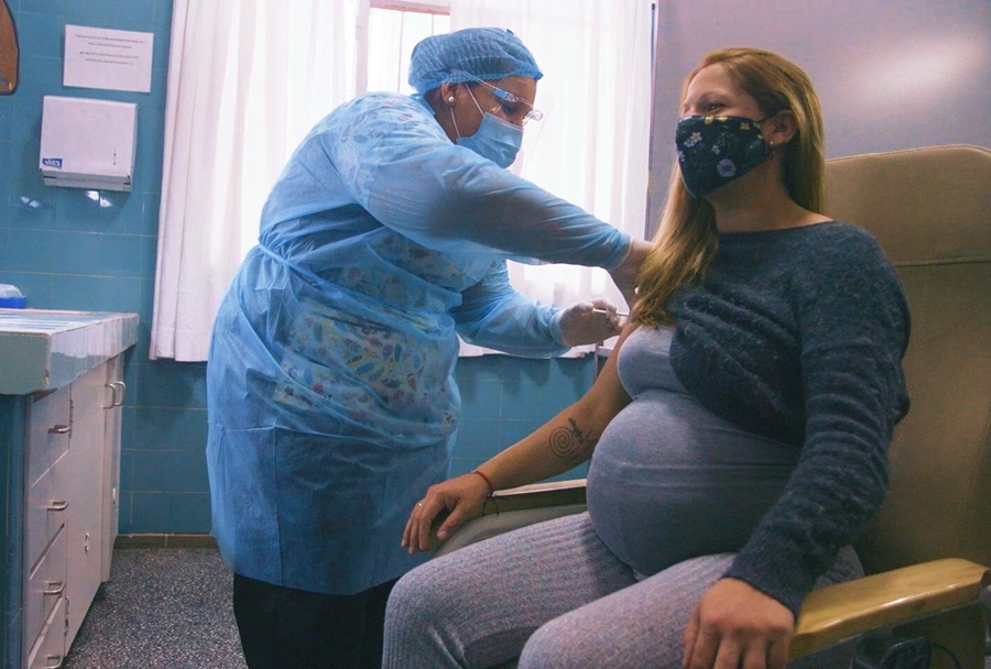 CUIDADOS: Médicos alertam gestantes sobre importância da vacinação no pré-natal
