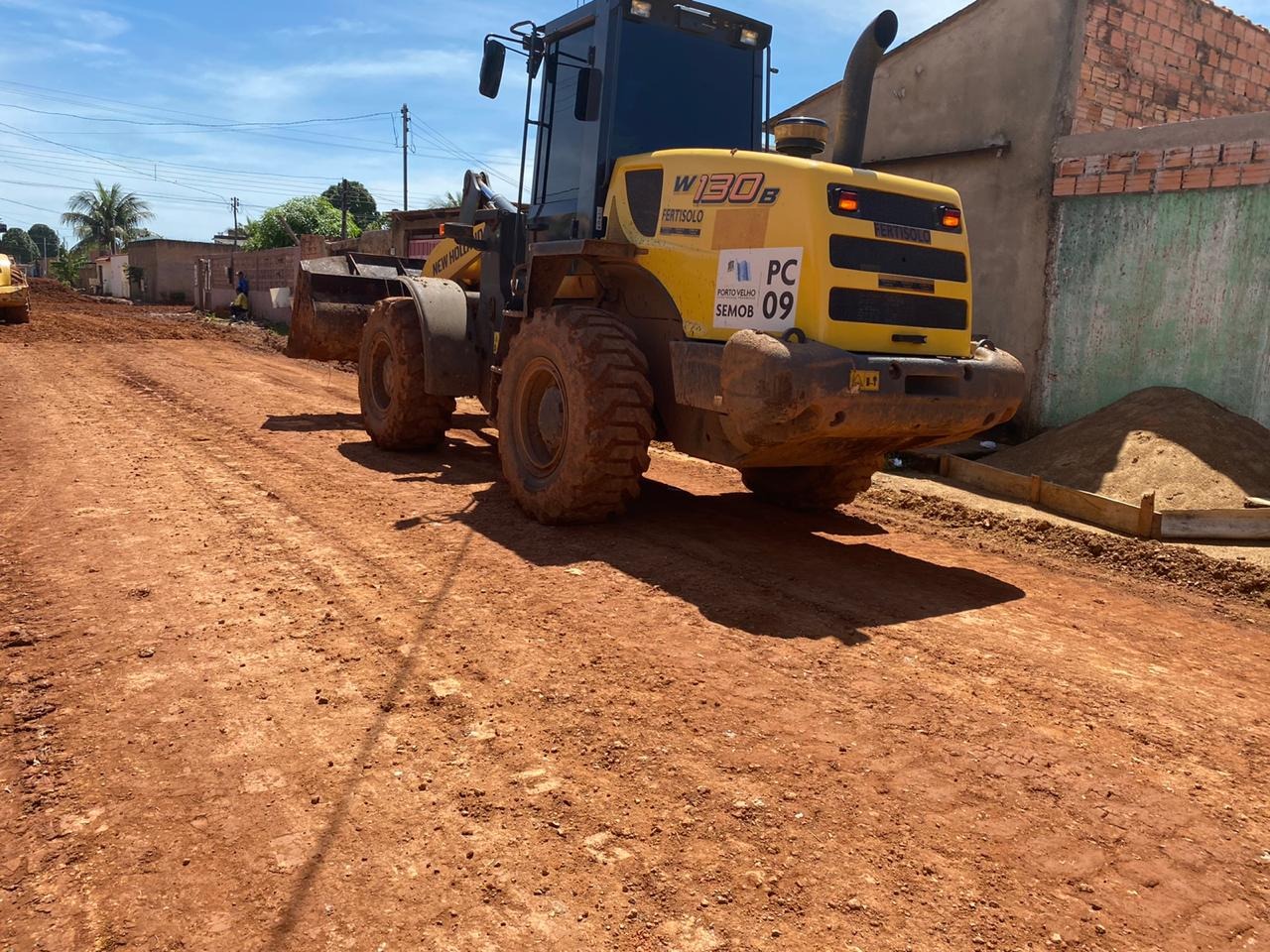 MACÁRIO BARROS: Vereador solicita encascalhamento e patrolamento de ruas no Bairro Igarapé