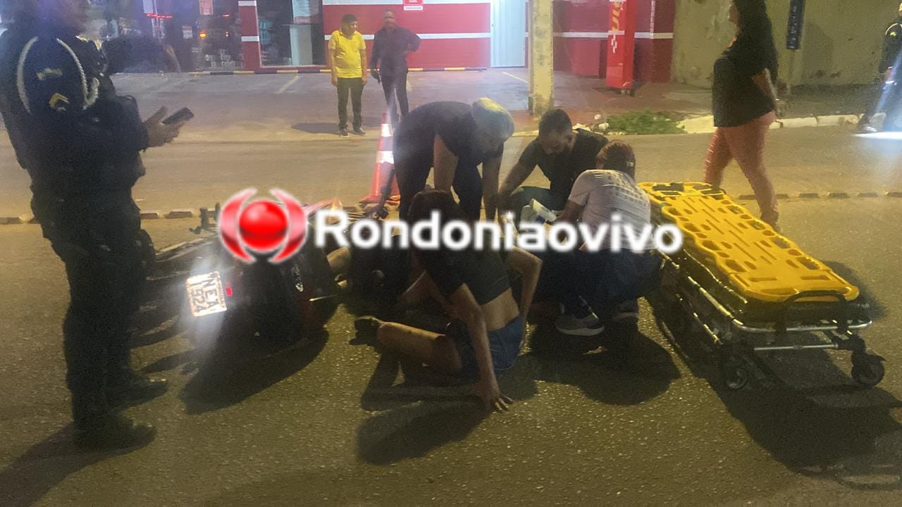 NA PORTA DO JPII: Casal sofre grave queda de moto ao passar em quebra-molas 