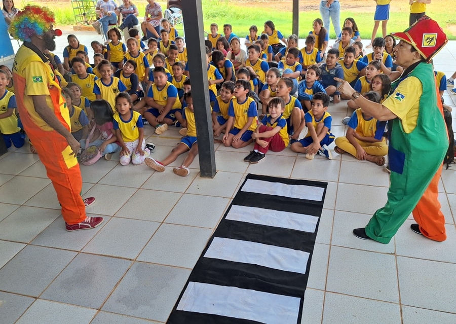 TRÂNSITO: Detran-RO promove ações lúdicas e educativas em escolas da capital