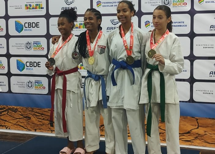 REPRESENTOU: Jovem de RO conquista medalha de bronze no JEBS Sub-14