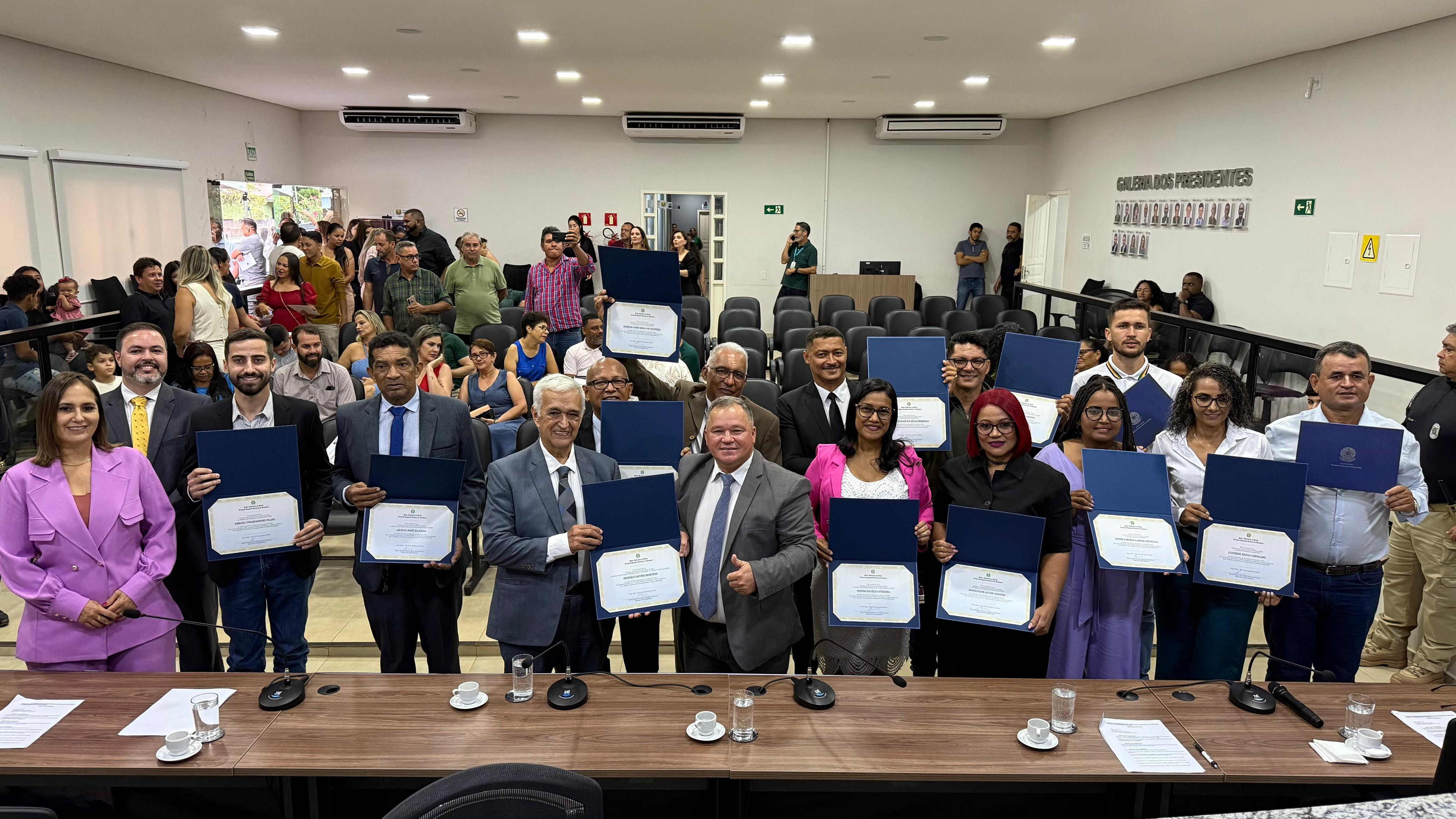 ITAPUÃ DO OESTE: Prefeito, vice-prefeito e vereadores eleitos são diplomados pelo-TRE-RO