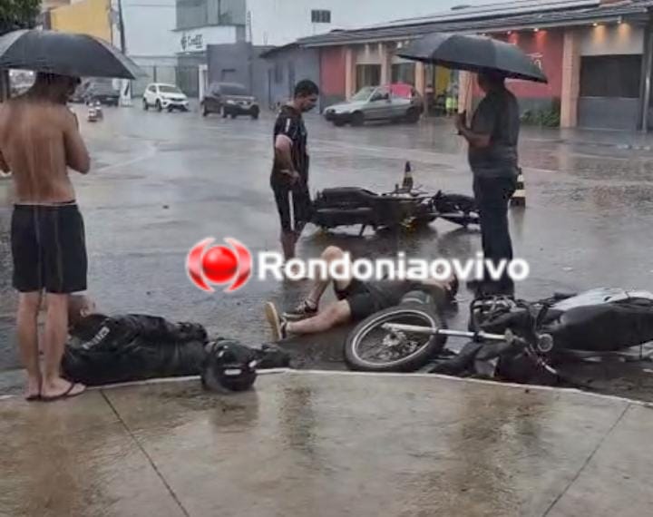 AVANÇOU: Dois motociclistas sofrem graves ferimentos após colisão na Pinheiro Machado 