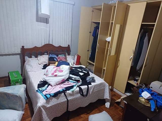 'FITA DADA': Criminosos invadem residência em busca de dinheiro e armas 