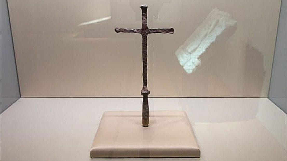 RELÍQUIA: Cruz da primeira missa celebrada no Brasil volta para peregrinação 