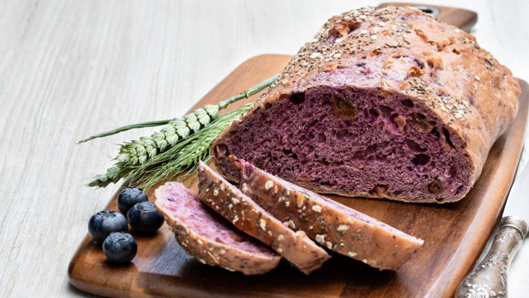 PÃO DE AÇAÍ: Essa é a receita perfeita para quem quer variar o café da manhã 