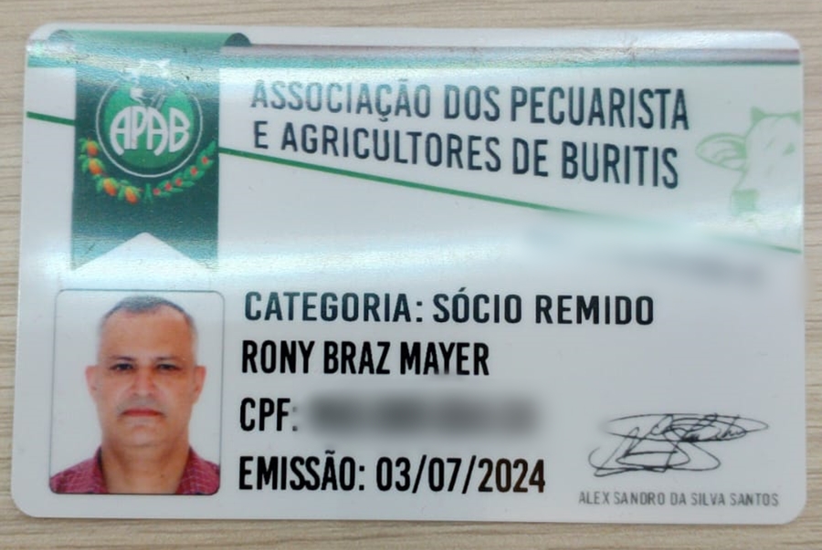 É SEU?: Bolsa com documentos de Rony Braz é encontrada no centro de PVH