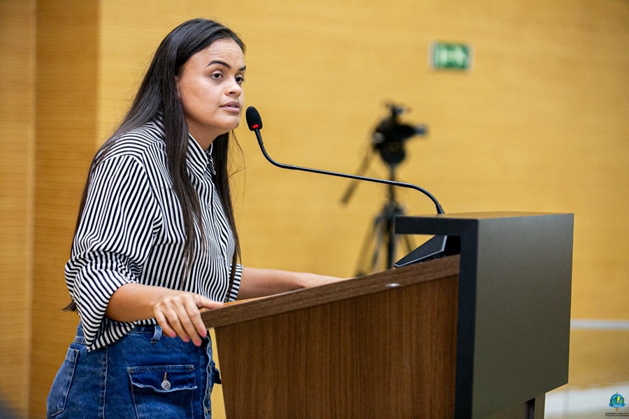 TAÍSSA SOUSA: Deputada cobra providências urgentes sobre falhas na emissão de identidade