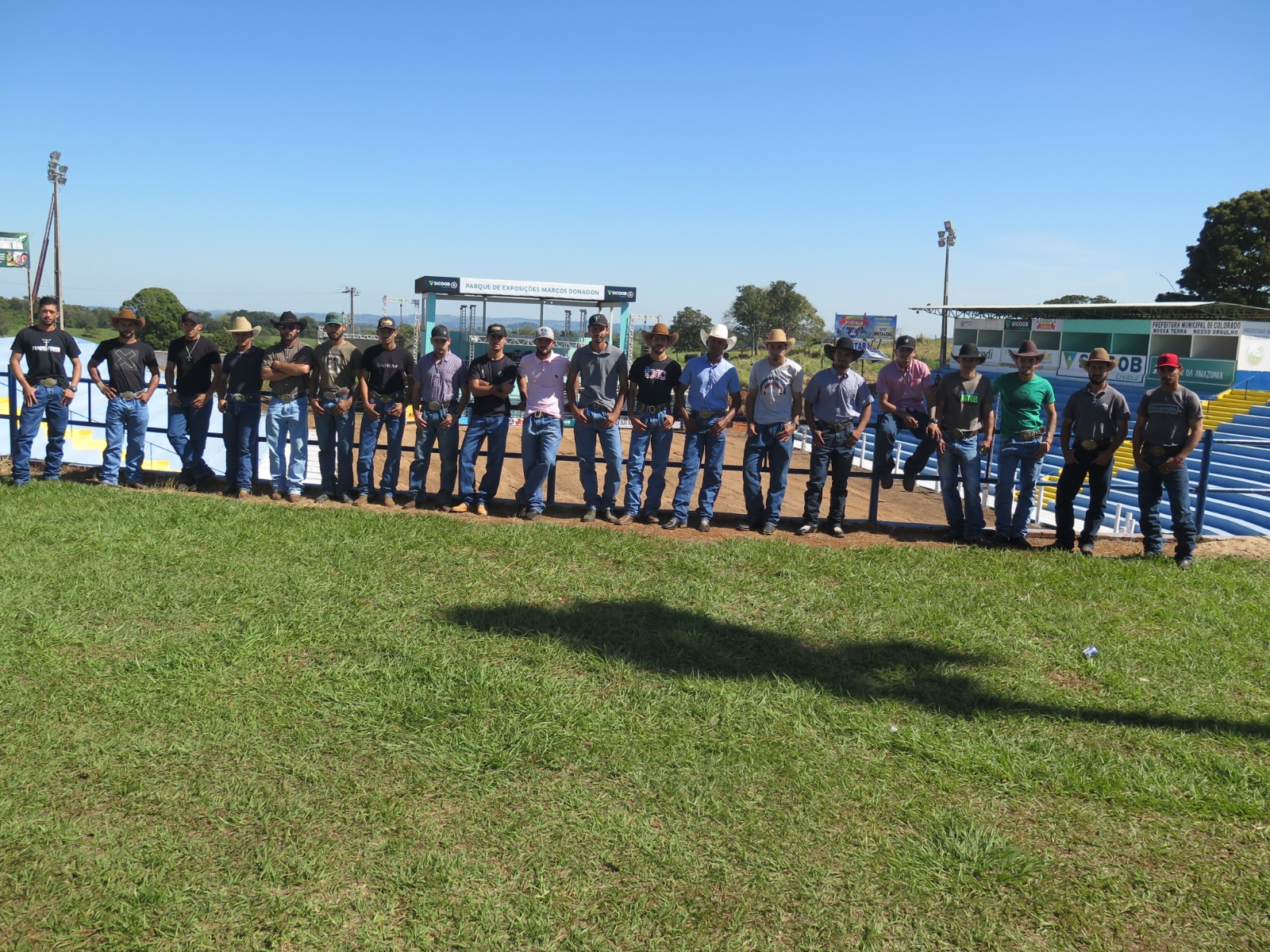 COLORADO DO OESTE: Confira a programação desta sexta-feira (13) na 37ª Expocol 