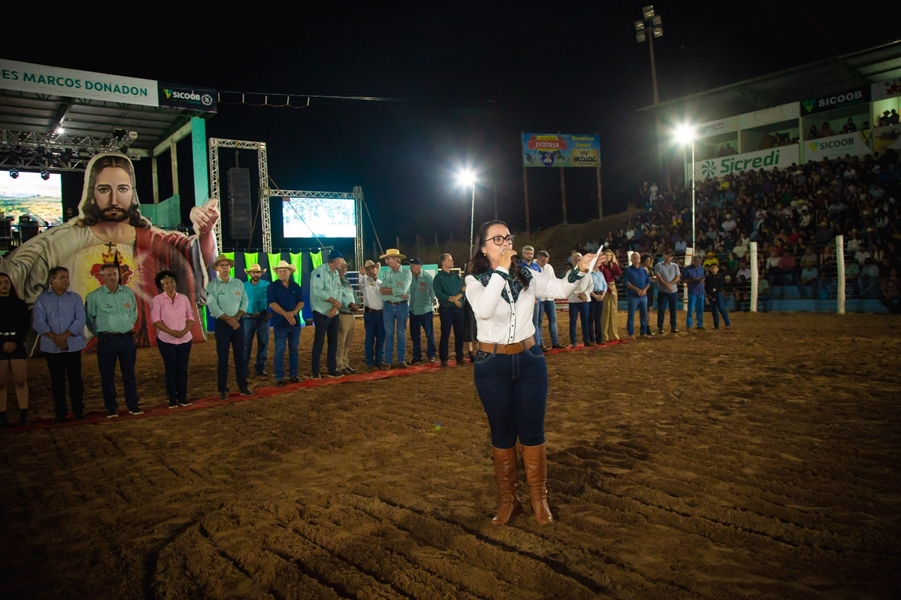 ROSANGELA DONADON: Deputada participa da 37ª Expocol e anuncia investimentos para Colorado do Oeste