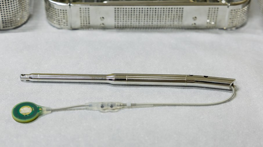 VAI FICAR GRANDE: Dispositivo inédito permite crescer até 8 cm com controle remoto  