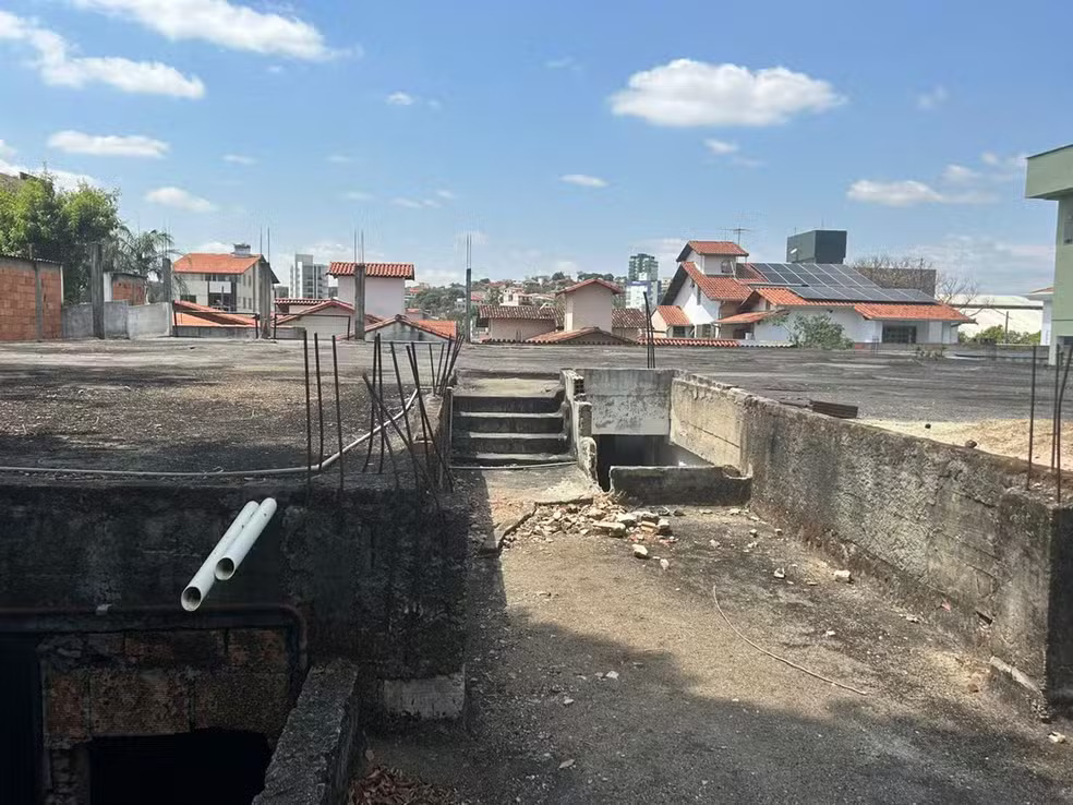 QUER COMPRAR?: Justiça leiloa imóveis de Fernandinho Beira-Mar em Minas por até R$ 2 milhões