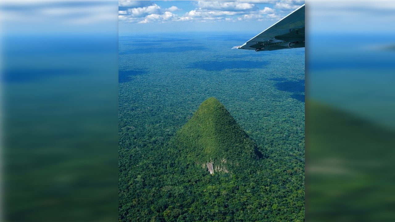 CERRO EL CONE: Uma estranha e mística montanha nas profundezas da Amazônia