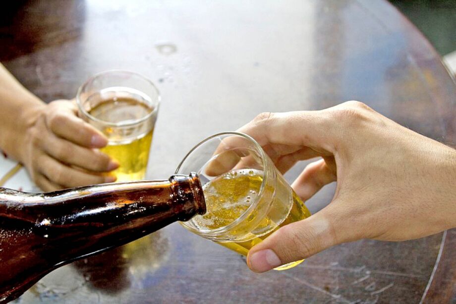 NO MARIANA: Homem foge após agredir esposa por ciúmes em bebedeira 