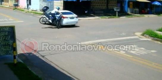 VÍDEO: Motorista avança preferencial e causa acidente com motociclista 
