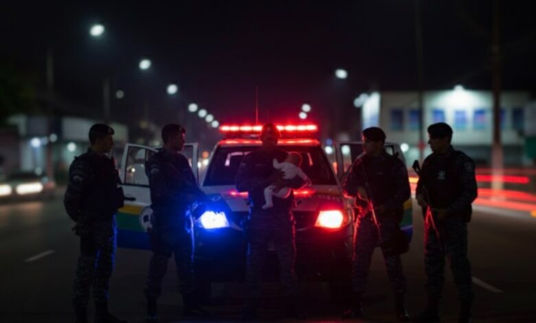 BRAVURA: Policiais militares salvam vida de bebê engasgado em residência 