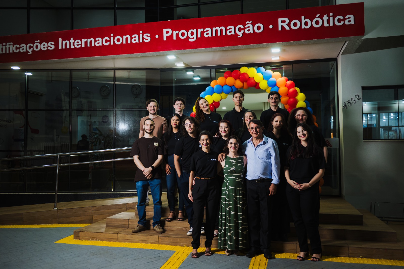 EM NOVO ENDEREÇO: CNA Vilhena reinaugura e celebra 21 anos de atuação no ensino de idiomas