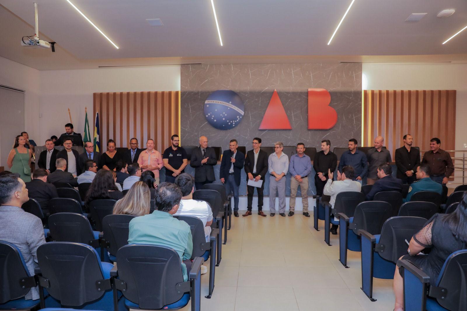 CÁSSIO GOIS: Deputado é homenageado pela Associação Cacoalense de Imprensa