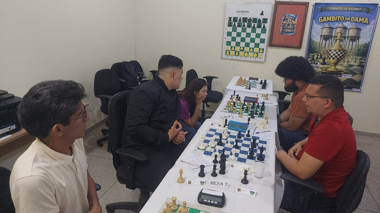 PORTO VELHO CHESS CLUB: Robson Amorim assume liderança em fase decisiva de torneio