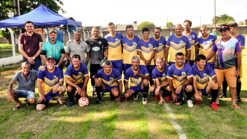 INVESTIMENTOS : Alto Paraíso recebe melhorias no 'Campão' com emenda do vereador Eliseu Batista