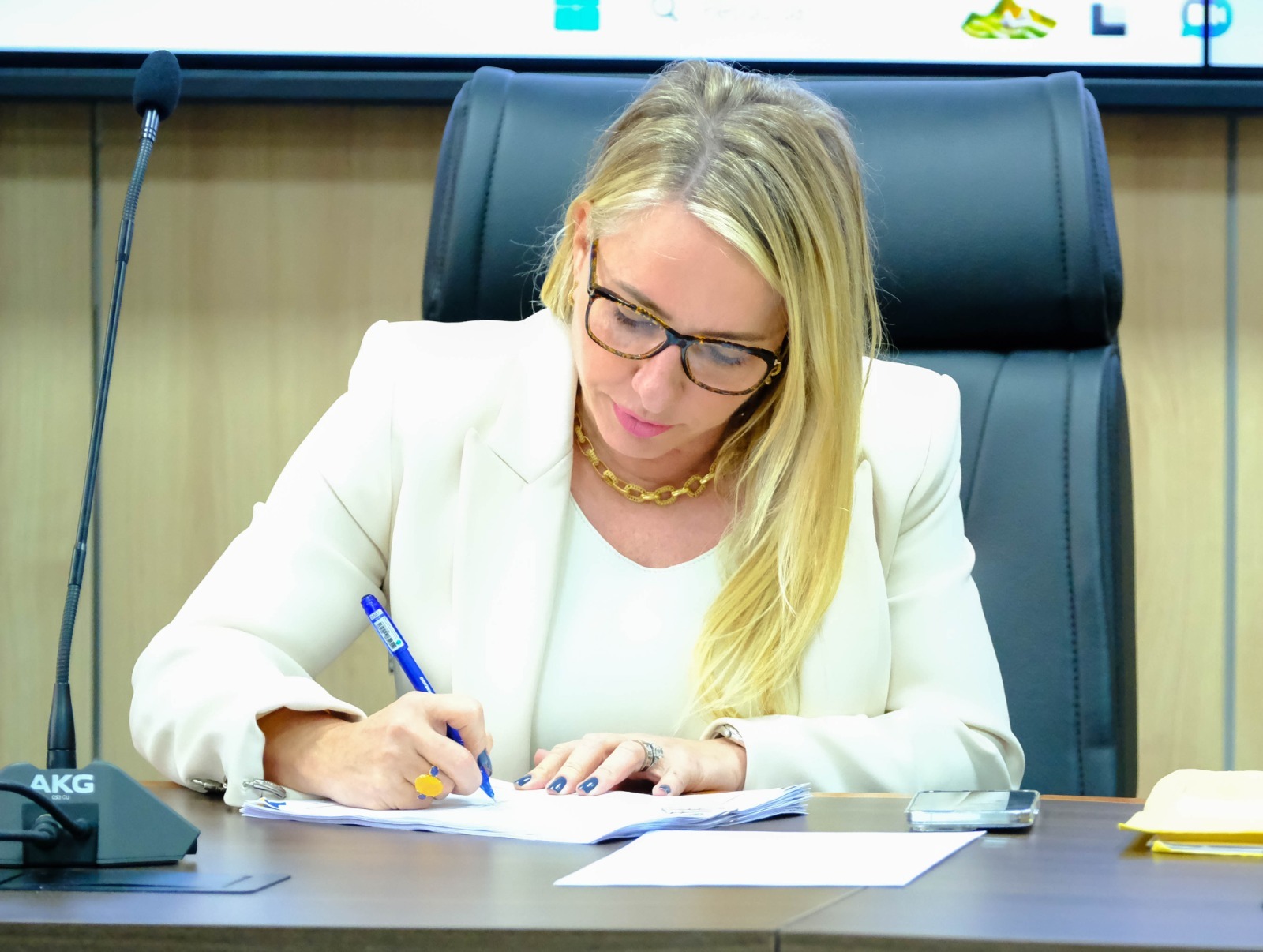 IEDA CHAVES: Deputada propõe spray gratuito para mulheres sob medida protetiva em Rondônia