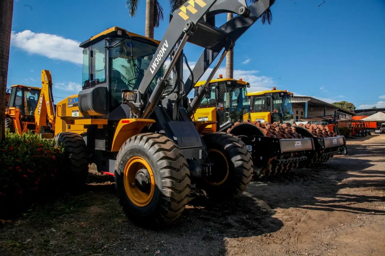 ALAN QUEIROZ: Deputado destina R$ 450 mil para aquisição de trator e implementos agrícolas
