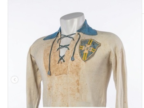 RELÍQUIA DE 1919: O uniforme mais antigo da Seleção Brasileira ainda existe e tem mais de 100 anos