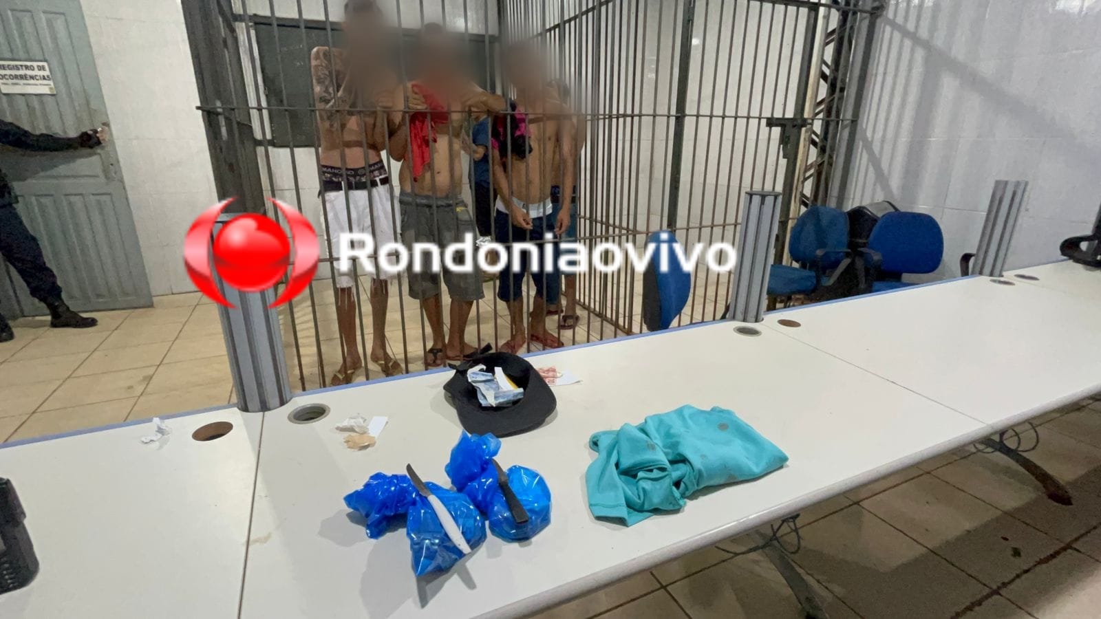 ARRASTÃO NO CENTRO: Bando, incluindo duas de uniforme escolar é detido pela PM por roubo