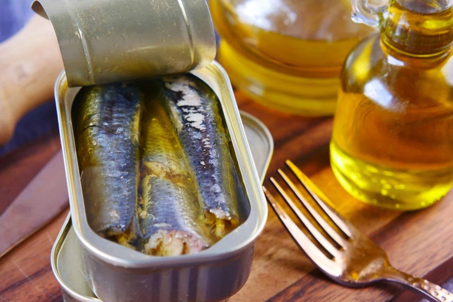 ESTUDO: Sardinha na dieta melhora parâmetros de saúde em idosos com prédiabetes 