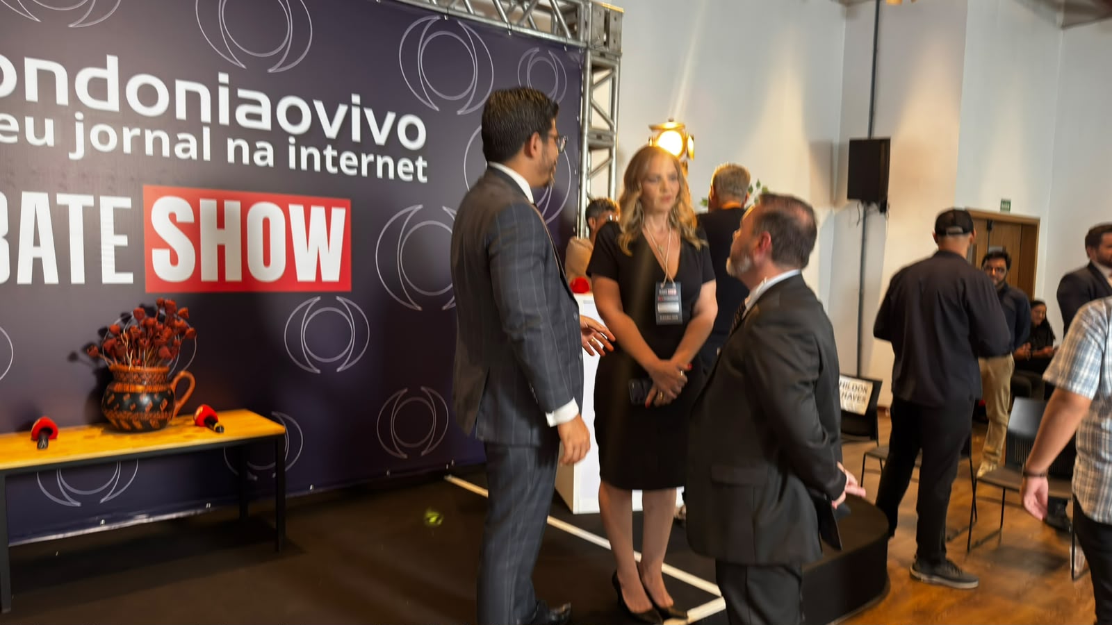 ELEIÇÕES 2026: Candidatos ao Governo apresentam propostas no início do debate-show Rondoniaovivo