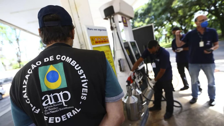CONTROLE : Governo reforça fiscalização e mantém subsídio para conter alta do diesel