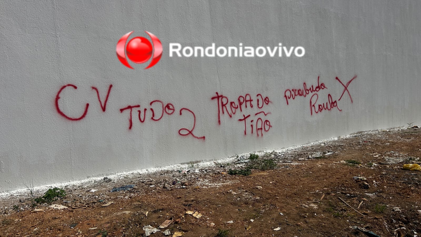VÍDEO: Muro da 'Casa do Menor' é pichado com sigla de facção antes de inauguração