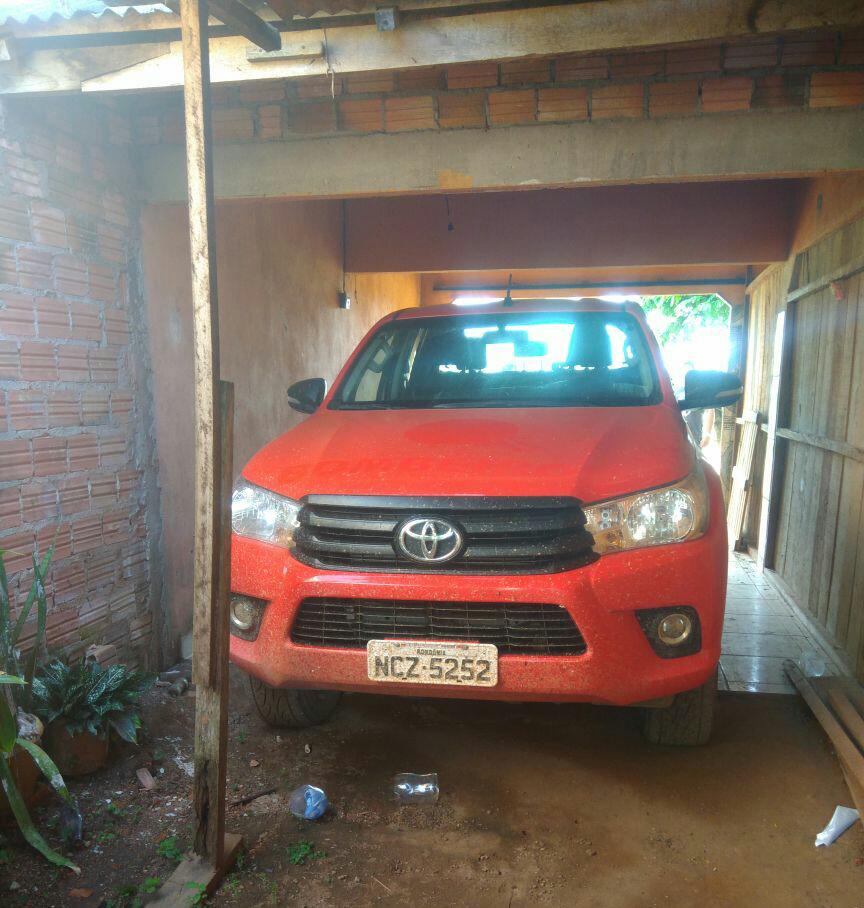 LOCALIZADA: PM recupera Hilux dos Bombeiros que ficaram reféns de bandidos durante roubo