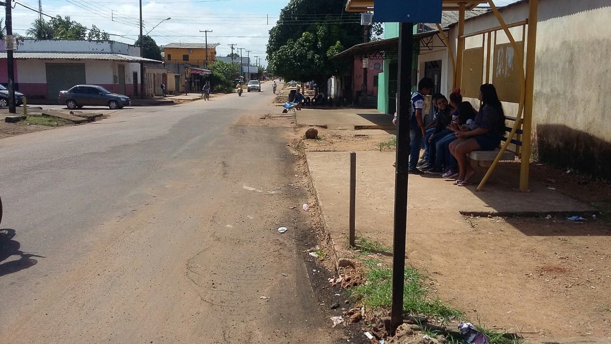 ASFALTO: Júnior Cavalcante tem pedido de tapa-buraco na Rua Aruba em Porto Velho