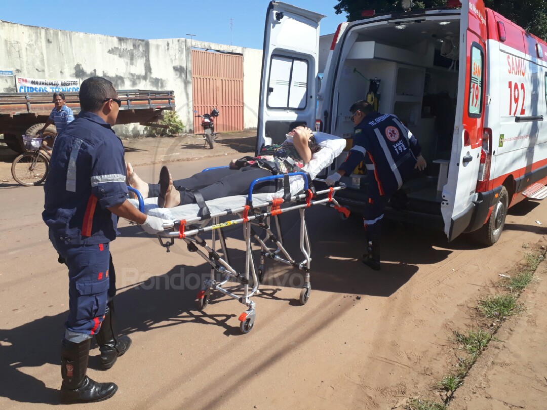 DESMAIOU: Grave colisão entre carros deixa passageira lesionada