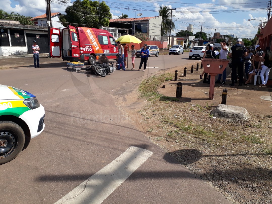 ACIDENTE: Colisão entre motocicletas deixa duas pessoas com fraturas em cruzamento