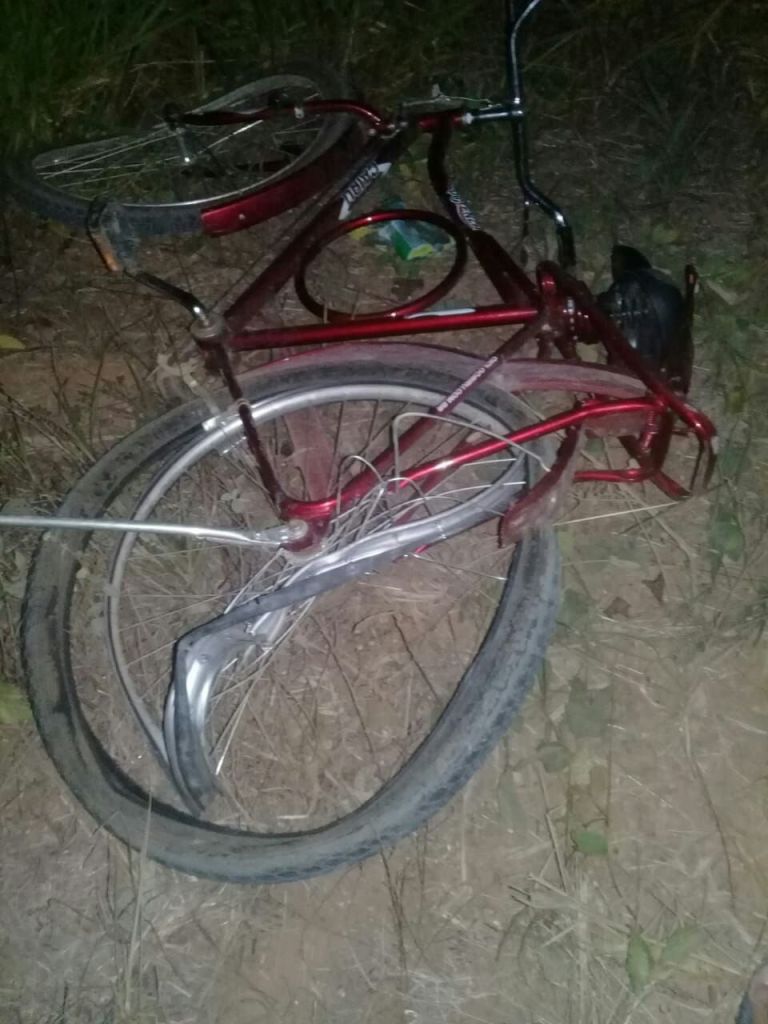 IMPRUDÊNCIA:Idoso é atropelado enquanto transitava de bicicleta na RO-458