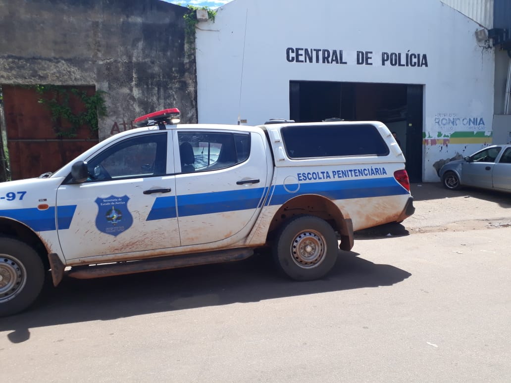 NÃO COLOU: Apenado tenta fugir disfarçado de visitante em presídio  de Rondônia