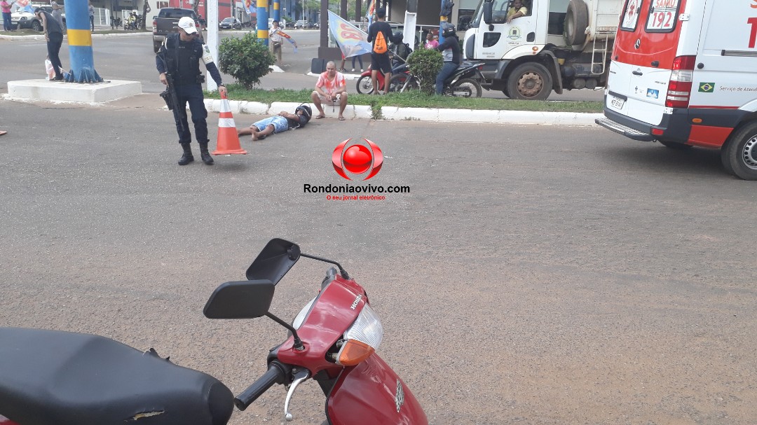 OMISSÃO: Motociclista foge após causar acidente com vítima em cruzamento