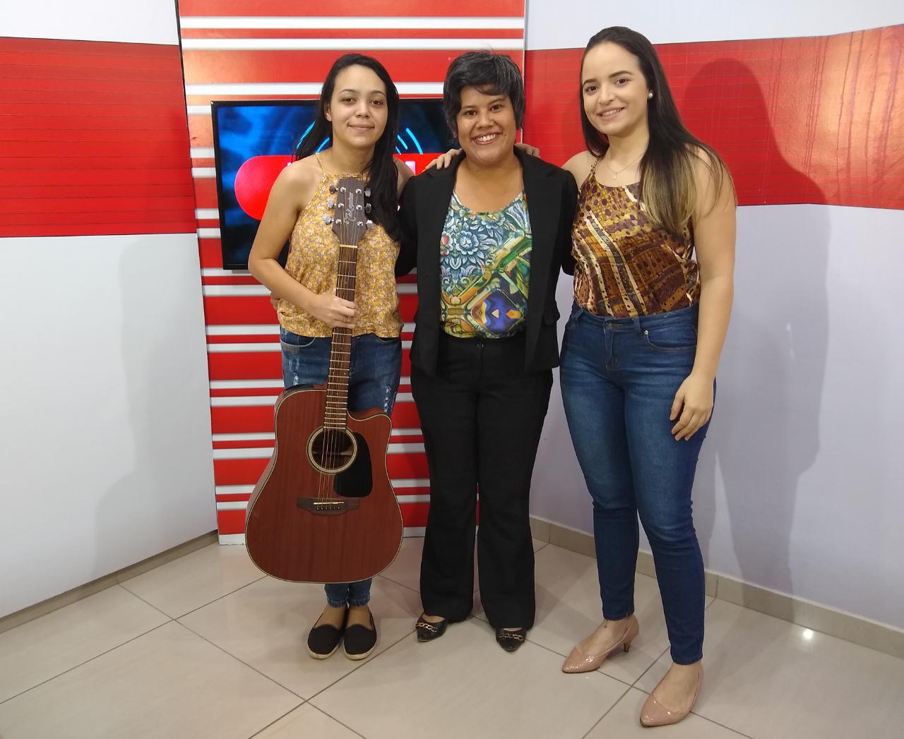 RONDONIAOVIVO TV.COM:  Iule Vargas entrevista a dupla sertaneja Lívia & Thainara daqui a pouco