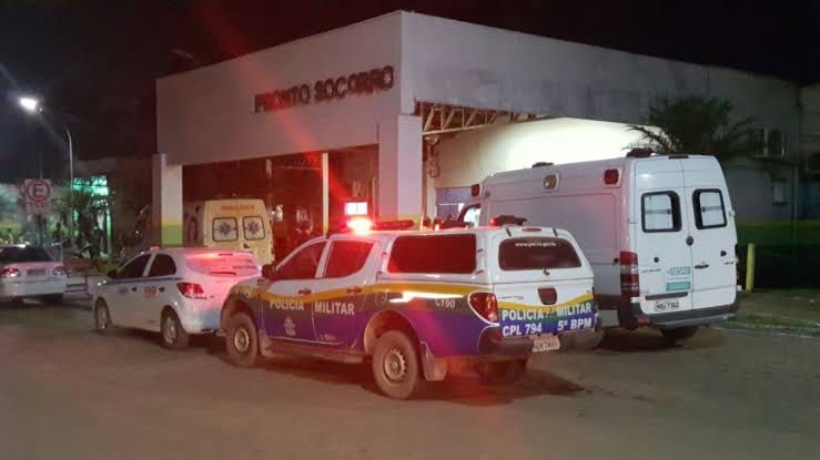 REVOLTADO: Mulher é atropelada por comerciante ao chamar marido em bar