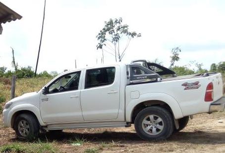 HILUX: Bandidos rendem vítima na porta de residência e roubam caminhonete