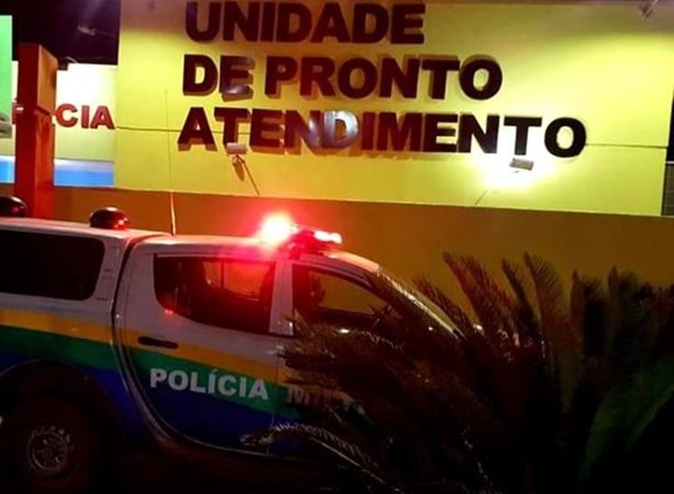 AGREDIDO NO ROSTO: Após encontrar namorada em conveniência, jovem vai parar na UPA